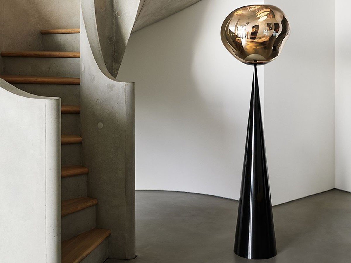 【トム ディクソン/Tom Dixon / GOODS】のMelt Cone Fat Floor / メルト コーンファット フロアライト インテリア・キッズ・メンズ・レディースファッション・服の通販 founy(ファニー) 　ガラス　Glass, Glassware　コレクション　Collection, Seasonal Line　シェイプ　Shape, Slim Fit　ハンド　Hand, Handmade　バランス　Balance, Style Balance　送料無料　Free Shipping　ホーム・キャンプ・アウトドア・お取り寄せ　Home Living / Home & Lifestyle / Camping Gear / Outdoor Camping　家具・インテリア　Home Furniture & Interior. Stylish & Functional Living Spaces　ライト・照明　Lamps & Lighting Fixtures　フロアランプ・スタンドライト　Floor Lamp / Standing Lamp　シェードゴールド、ベースブラック|ID: prp329100004940438 ipo3291000000037076500