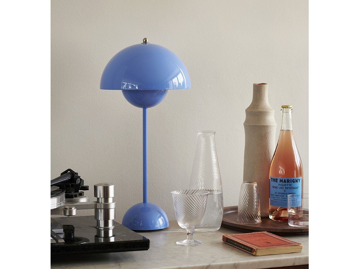 【アンドトラディション/&Tradition / GOODS】のFlowerpot Table VP3 / フラワーポット テーブルランプ VP3 インテリア・キッズ・メンズ・レディースファッション・服の通販 founy(ファニー) 　送料無料　Free Shipping　テーブル　Table, Dining Table　フラワー　Flower, Floral　ホーム・キャンプ・アウトドア・お取り寄せ　Home Living / Home & Lifestyle / Camping Gear / Outdoor Camping　家具・インテリア　Home Furniture & Interior. Stylish & Functional Living Spaces　ライト・照明　Lamps & Lighting Fixtures　スイムブルー|ID: prp329100004940455 ipo3291000000037076681