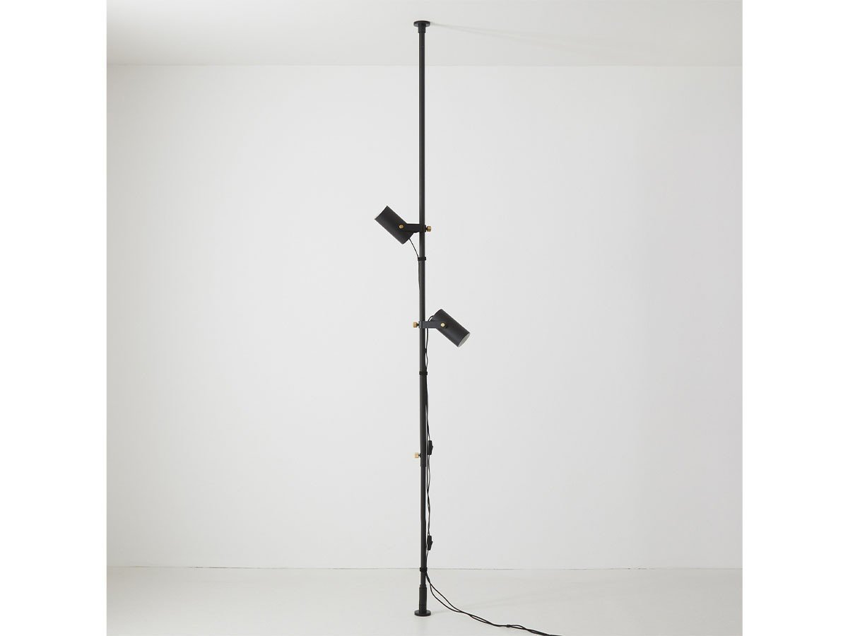 【ドロー ア ライン/DRAW A LINE / GOODS】のDouble Spot Floorlight Set / ダブルスポット フロアライト セット インテリア・キッズ・メンズ・レディースファッション・服の通販 founy(ファニー) 　アクセサリー　Fashion Accessories　送料無料　Free Shipping　ホーム・キャンプ・アウトドア・お取り寄せ　Home Living / Home & Lifestyle / Camping Gear / Outdoor Camping　家具・インテリア　Home Furniture & Interior. Stylish & Functional Living Spaces　ライト・照明　Lamps & Lighting Fixtures　フロアランプ・スタンドライト　Floor Lamp / Standing Lamp　ブラック|ID: prp329100004940482 ipo3291000000037076924