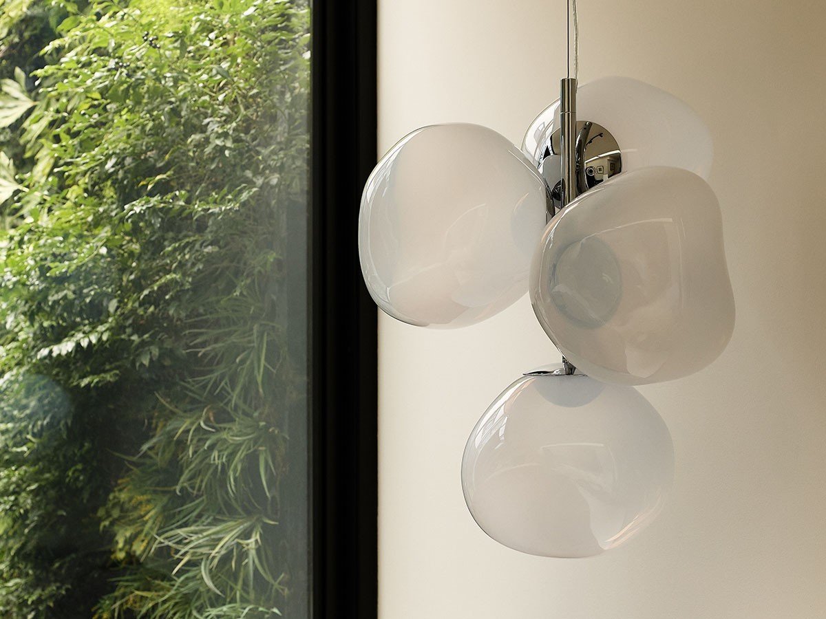 【トム ディクソン/Tom Dixon / GOODS】のMelt Mini Chandelier / メルト ミニ シャンデリア インテリア・キッズ・メンズ・レディースファッション・服の通販 founy(ファニー) 　送料無料　Free Shipping　ガラス　Glass, Glassware　コレクション　Collection, Seasonal Line　コンパクト　Compact, Small Size　ハンド　Hand, Handmade　ホーム・キャンプ・アウトドア・お取り寄せ　Home Living / Home & Lifestyle / Camping Gear / Outdoor Camping　家具・インテリア　Home Furniture & Interior. Stylish & Functional Living Spaces　ライト・照明　Lamps & Lighting Fixtures　シャンデリア・クリスタル照明　Chandelier / Crystal Ceiling Light　参考イメージ|ID: prp329100004940488 ipo3291000000037076986