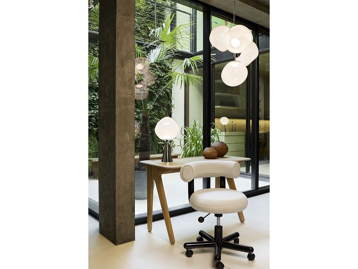 【トム ディクソン/Tom Dixon / GOODS】のMelt Mini Chandelier / メルト ミニ シャンデリア インテリア・キッズ・メンズ・レディースファッション・服の通販 founy(ファニー) 　送料無料　Free Shipping　ガラス　Glass, Glassware　コレクション　Collection, Seasonal Line　コンパクト　Compact, Small Size　ハンド　Hand, Handmade　ホーム・キャンプ・アウトドア・お取り寄せ　Home Living / Home & Lifestyle / Camping Gear / Outdoor Camping　家具・インテリア　Home Furniture & Interior. Stylish & Functional Living Spaces　ライト・照明　Lamps & Lighting Fixtures　シャンデリア・クリスタル照明　Chandelier / Crystal Ceiling Light　参考イメージ|ID: prp329100004940488 ipo3291000000037076989