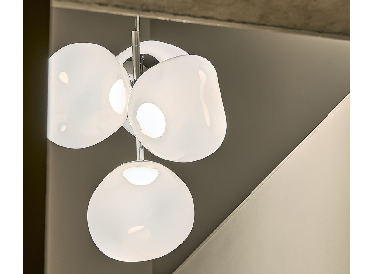 【トム ディクソン/Tom Dixon / GOODS】のMelt Mini Chandelier / メルト ミニ シャンデリア インテリア・キッズ・メンズ・レディースファッション・服の通販 founy(ファニー) 　送料無料　Free Shipping　ガラス　Glass, Glassware　コレクション　Collection, Seasonal Line　コンパクト　Compact, Small Size　ハンド　Hand, Handmade　ホーム・キャンプ・アウトドア・お取り寄せ　Home Living / Home & Lifestyle / Camping Gear / Outdoor Camping　家具・インテリア　Home Furniture & Interior. Stylish & Functional Living Spaces　ライト・照明　Lamps & Lighting Fixtures　シャンデリア・クリスタル照明　Chandelier / Crystal Ceiling Light　参考イメージ|ID: prp329100004940488 ipo3291000000037076999