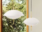 【フリッツ ハンセン/FRITZ HANSEN / GOODS】のCLAM / クラム Φ550 左:本商品、右:サイズ違いの「Φ440」|ID: prp329100004940533 ipo3291000000037077489