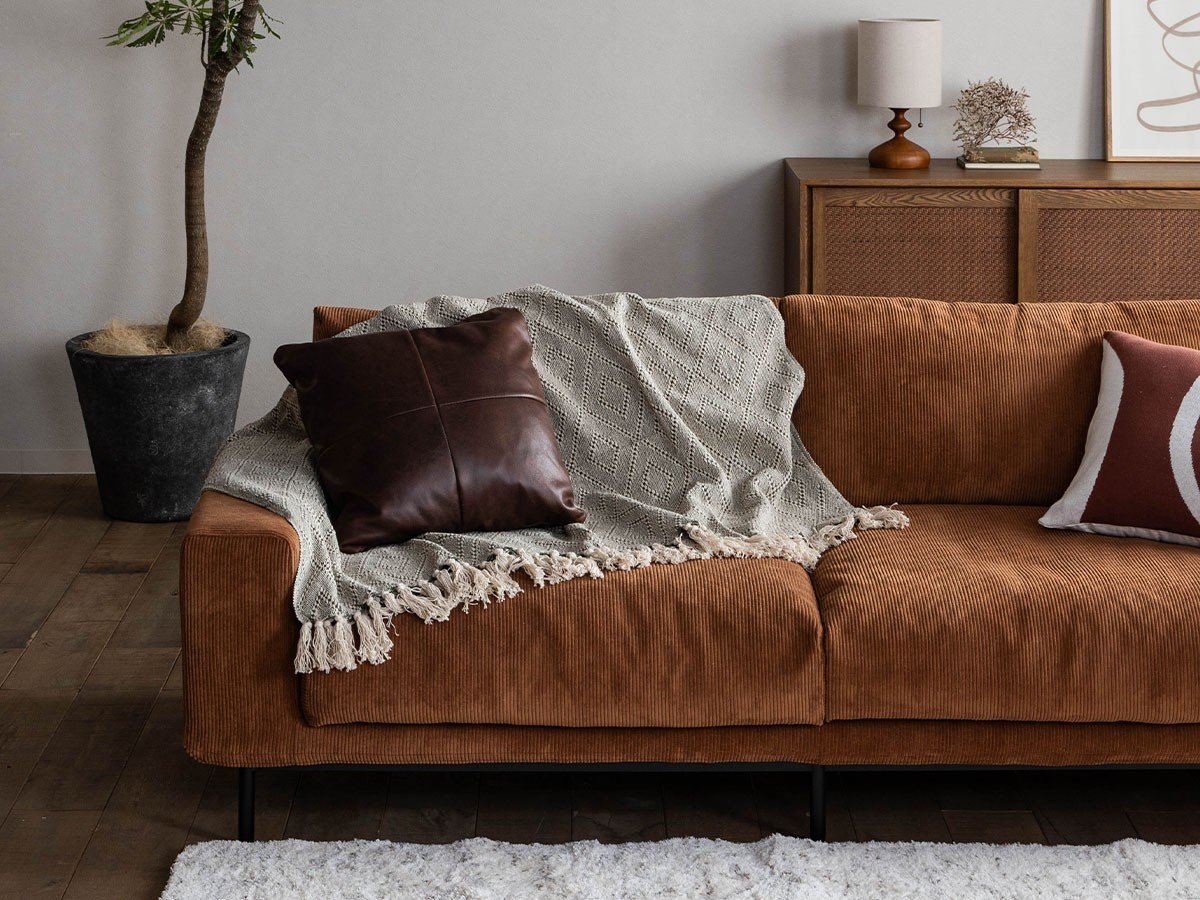 【クラッシュゲート/CRASH GATE / GOODS】のPLUTO SOFA / プルート 2.5人掛けソファ(コーデュロイ) インテリア・キッズ・メンズ・レディースファッション・服の通販 founy(ファニー) 　コーデュロイ　Corduroy, Cord Fabric　テーブル　Table, Dining Table　フェザー　Feather, Feather Detail　エレガント 上品　Elegant　ホーム・キャンプ・アウトドア・お取り寄せ　Home Living / Home & Lifestyle / Camping Gear / Outdoor Camping　家具・インテリア　Home Furniture & Interior. Stylish & Functional Living Spaces　ソファー　Couches & Sofas　参考イメージ|ID: prp329100004940754 ipo3291000000037079173