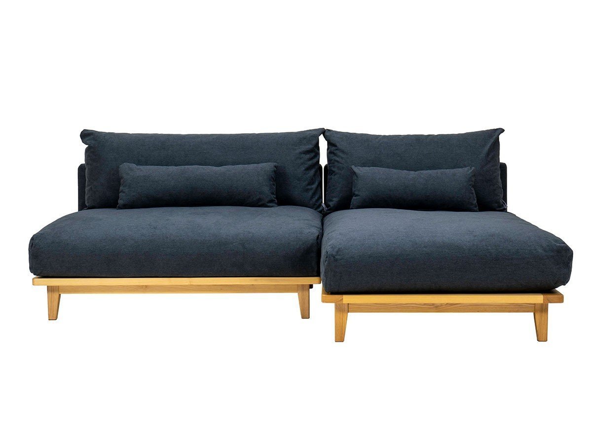 【フミ/Fumi / GOODS】の幸せになるソファ / 幸せになるソファ ワイド + ロング インテリア・キッズ・メンズ・レディースファッション・服の通販 founy(ファニー) 　クッション　Cushion, Throw Pillow　スマート　Smart, Elegant　テーブル　Table, Dining Table　フェザー　Feather, Feather Detail　フェルト　Felt, Felt Fabric　ロング　Long, Long-Length　ワイド　Wide, Wide Fit　おすすめ　Recommended / Our Picks　ホーム・キャンプ・アウトドア・お取り寄せ　Home Living / Home & Lifestyle / Camping Gear / Outdoor Camping　家具・インテリア　Home Furniture & Interior. Stylish & Functional Living Spaces　その他 インテリア雑貨、家具　Home Decor & Furniture Extras　張地:ブラック(FLYMEe限定)、肘用テーブル:不要|ID: prp329100004940764 ipo3291000000037079342