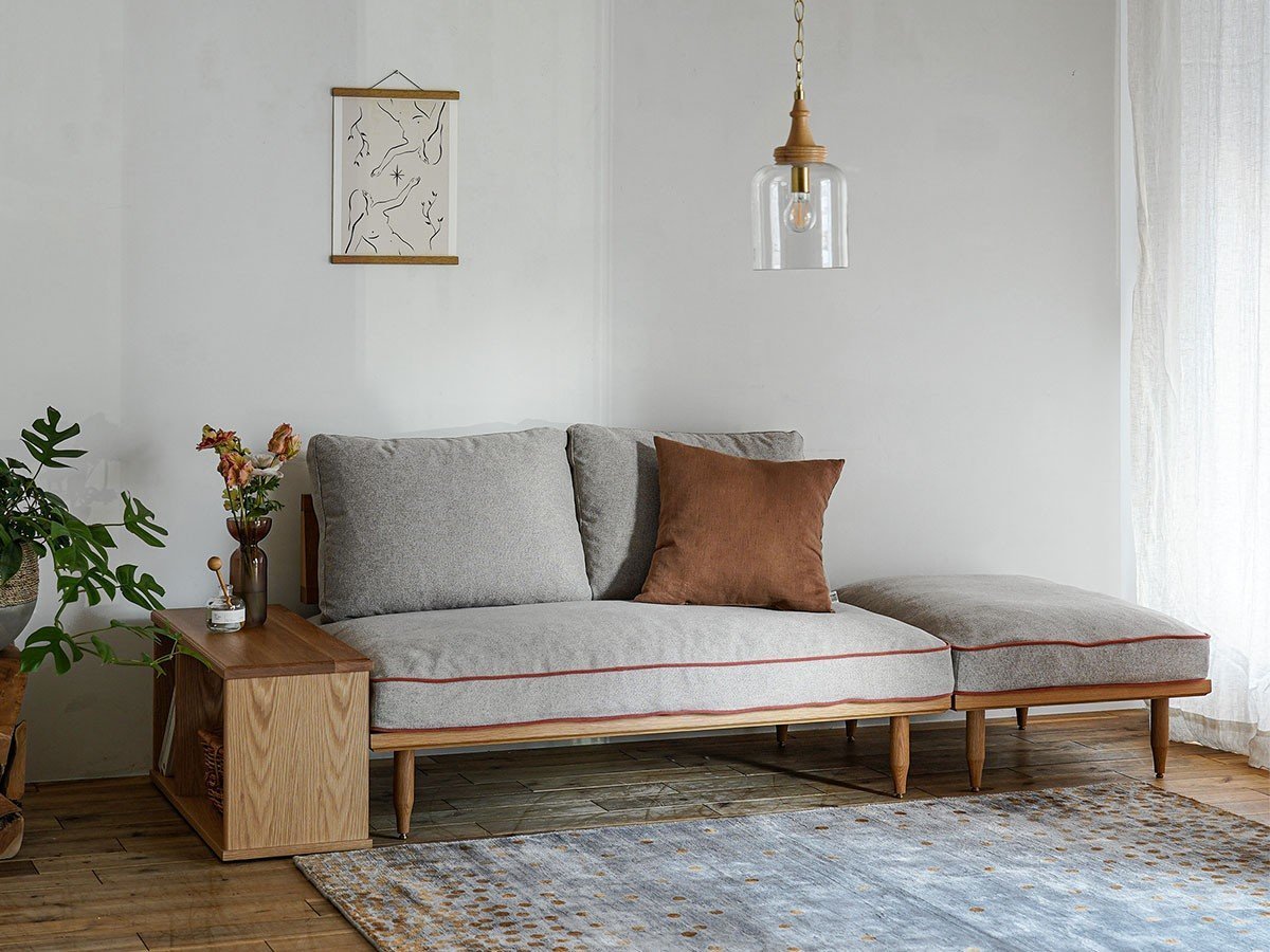 【エクリュクス/ecruxe / GOODS】のEPI 2P SOFA / エピ 2Pソファ(オークナチュラル) インテリア・キッズ・メンズ・レディースファッション・服の通販 founy(ファニー) 　クッション　Cushion, Throw Pillow　コンパクト　Compact, Small Size　シリコン　Silicone, Silicone Material　台形　A-Line, Trapezoid Shape　フィット　Fit, Slim Fit　フェザー　Feather, Feather Detail　フォーム　Form　ペンシル　Pencil, Pencil Skirt　ラグジュアリー　Luxury, Elegant　送料無料　Free Shipping　ホーム・キャンプ・アウトドア・お取り寄せ　Home Living / Home & Lifestyle / Camping Gear / Outdoor Camping　家具・インテリア　Home Furniture & Interior. Stylish & Functional Living Spaces　ソファー　Couches & Sofas　オットマンやボックステーブルとの組み合わせ方により、様々な配置に変更することができます。|ID: prp329100004940825 ipo3291000000037080062