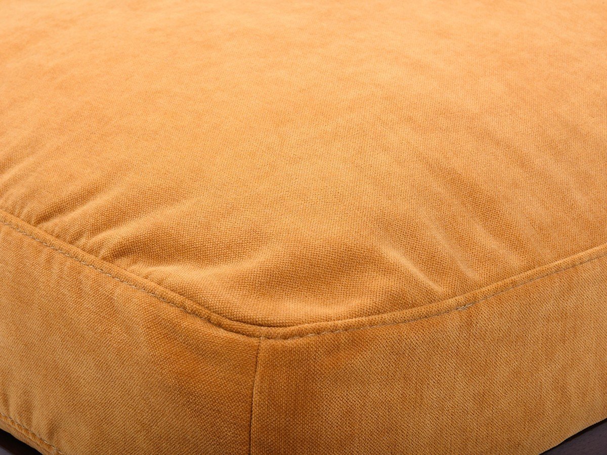 【エクリュクス/ecruxe / GOODS】のEPI COUCH SOFA / エピ カウチソファ(ウォールナット) インテリア・キッズ・メンズ・レディースファッション・服の通販 founy(ファニー) 　クッション　Cushion, Throw Pillow　コンパクト　Compact, Small Size　シリコン　Silicone, Silicone Material　台形　A-Line, Trapezoid Shape　フィット　Fit, Slim Fit　フェザー　Feather, Feather Detail　フォーム　Form　ペンシル　Pencil, Pencil Skirt　ラグジュアリー　Luxury, Elegant　送料無料　Free Shipping　ホーム・キャンプ・アウトドア・お取り寄せ　Home Living / Home & Lifestyle / Camping Gear / Outdoor Camping　家具・インテリア　Home Furniture & Interior. Stylish & Functional Living Spaces　ソファー　Couches & Sofas　カウチソファ・シェーズロング　Chaise Lounge Sofas　張地:ベルベットマスタード|ID: prp329100004940863 ipo3291000000037080653