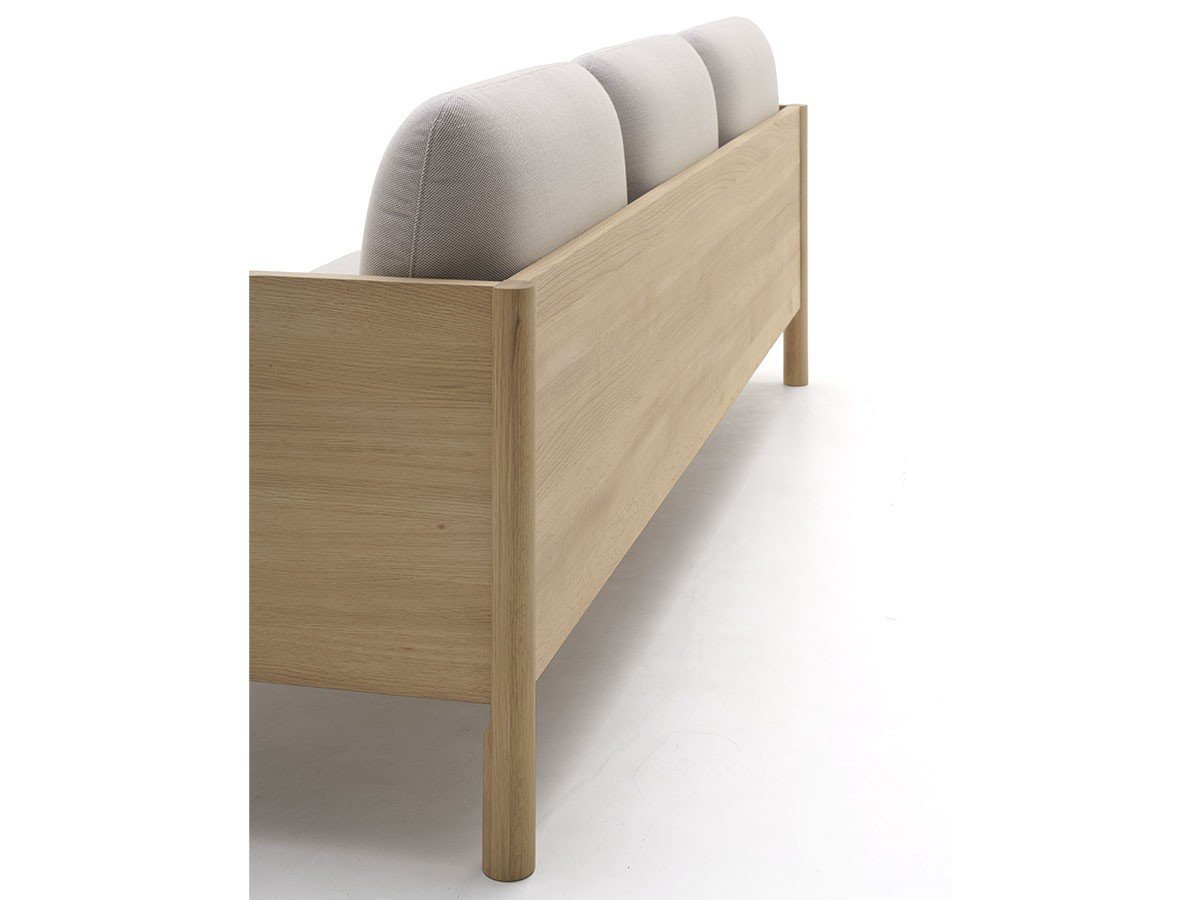 【カリモクニュースタンダード/KARIMOKU NEW STANDARD / GOODS】のCASTOR LOBBY SOFA 2-SEATER / キャストール ロビーソファー 2シーター インテリア・キッズ・メンズ・レディースファッション・服の通販 founy(ファニー) 　エレガント 上品　Elegant　クッション　Cushion, Throw Pillow　テーブル　Table, Dining Table　ファブリック　Fabric, Textile　フレーム　Frame, Outline　ホーム・キャンプ・アウトドア・お取り寄せ　Home Living / Home & Lifestyle / Camping Gear / Outdoor Camping　家具・インテリア　Home Furniture & Interior. Stylish & Functional Living Spaces　ソファー　Couches & Sofas　参考イメージ|ID: prp329100004940904 ipo3291000000037081211