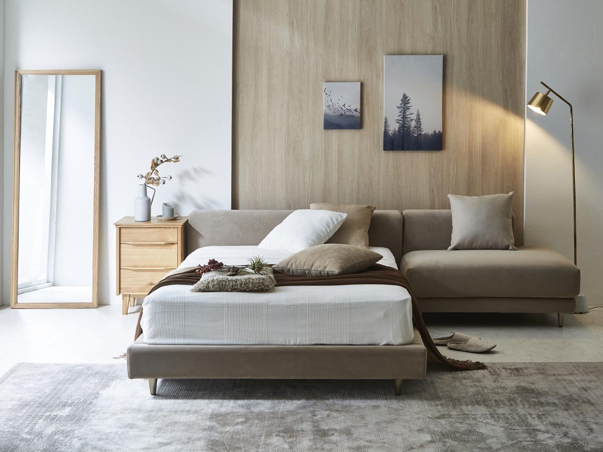 【インルーム/InRoom / GOODS】のGISELA SOFA 1.5P / ジセラ ソファ 1.5P インテリア・キッズ・メンズ・レディースファッション・服の通販 founy(ファニー) 　送料無料　Free Shipping　コンパクト　Compact, Small Size　シンプル　Simple, Minimal　フレーム　Frame, Outline　ベルベット　Velvet, Velvety　モダン　Modern, Contemporary　エレガント 上品　Elegant　ホーム・キャンプ・アウトドア・お取り寄せ　Home Living / Home & Lifestyle / Camping Gear / Outdoor Camping　家具・インテリア　Home Furniture & Interior. Stylish & Functional Living Spaces　ソファー　Couches & Sofas　同シリーズのベッドフレームと組み合わせると、広いスペースを占めることなく、ベッドとソファを寝室に配置|ID: prp329100004940911 ipo3291000000037081307