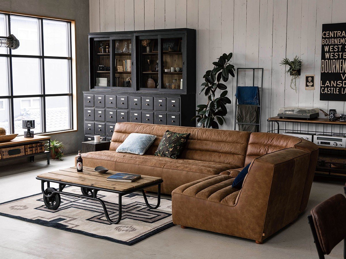 【タブ/tabu / GOODS】のZEPHYR SOFA / ゼファー 2人掛けソファ(L-25 CO-CRETE) インテリア・キッズ・メンズ・レディースファッション・服の通販 founy(ファニー) 　クッション　Cushion, Throw Pillow　シンプル　Simple, Minimal　ヴィンテージ　Vintage Style　ホーム・キャンプ・アウトドア・お取り寄せ　Home Living / Home & Lifestyle / Camping Gear / Outdoor Camping　家具・インテリア　Home Furniture & Interior. Stylish & Functional Living Spaces　ソファー　Couches & Sofas　シリーズのタイプ違いを組み合わせて、お部屋に合わせたレイアウトをつくることが可能です。|ID: prp329100004940913 ipo3291000000037081321