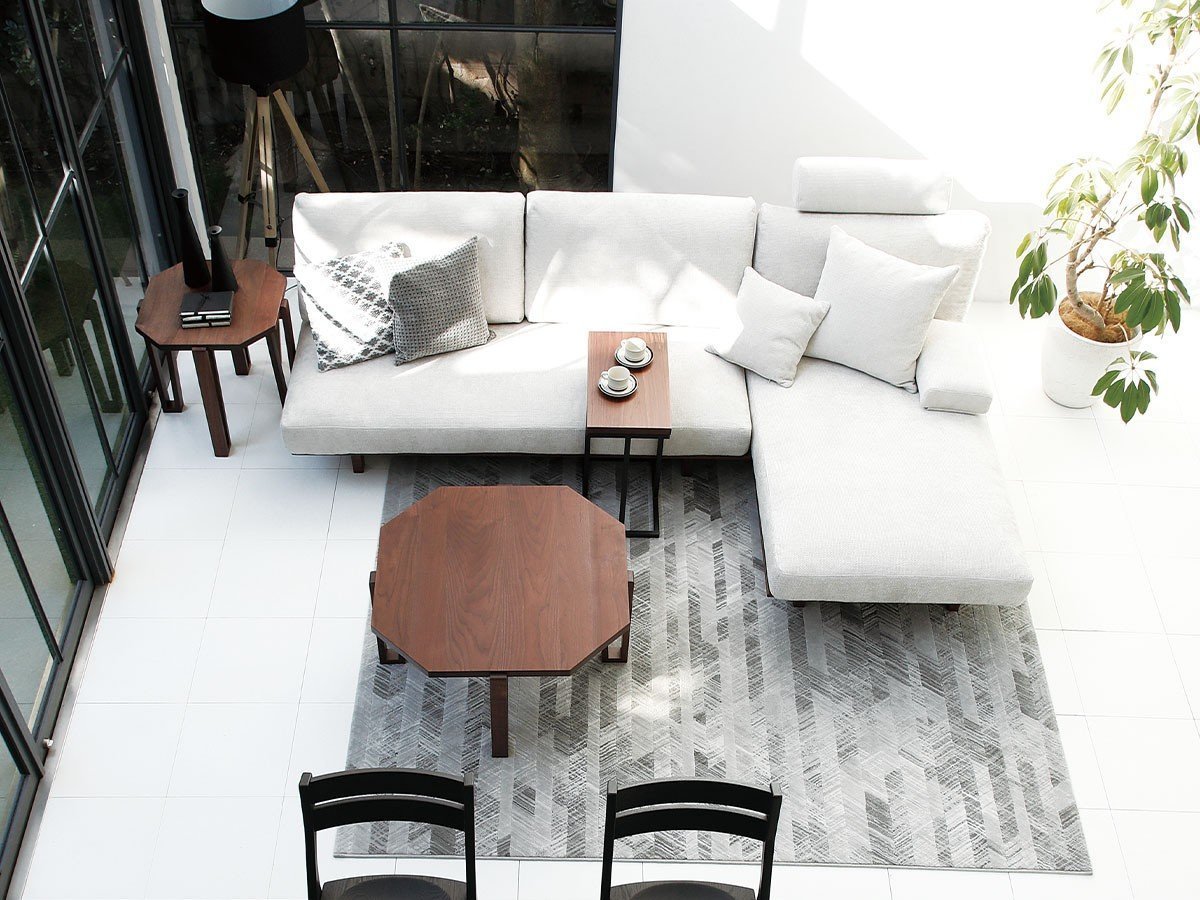 【タクト/TACT / GOODS】の2P SOFA / 2人掛けソファ インテリア・キッズ・メンズ・レディースファッション・服の通販 founy(ファニー) 　クッション　Cushion, Throw Pillow　シンプル　Simple, Minimal　フェザー　Feather, Feather Detail　フレーム　Frame, Outline　ホーム・キャンプ・アウトドア・お取り寄せ　Home Living / Home & Lifestyle / Camping Gear / Outdoor Camping　家具・インテリア　Home Furniture & Interior. Stylish & Functional Living Spaces　ソファー　Couches & Sofas　参考イメージ|ID: prp329100004940922 ipo3291000000037081388