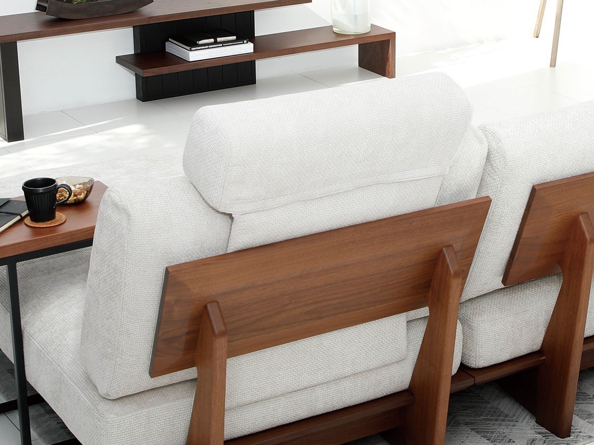 【タクト/TACT / GOODS】の2P SOFA / 2人掛けソファ インテリア・キッズ・メンズ・レディースファッション・服の通販 founy(ファニー) 　クッション　Cushion, Throw Pillow　シンプル　Simple, Minimal　フェザー　Feather, Feather Detail　フレーム　Frame, Outline　ホーム・キャンプ・アウトドア・お取り寄せ　Home Living / Home & Lifestyle / Camping Gear / Outdoor Camping　家具・インテリア　Home Furniture & Interior. Stylish & Functional Living Spaces　ソファー　Couches & Sofas　参考イメージ|ID: prp329100004940922 ipo3291000000037081393