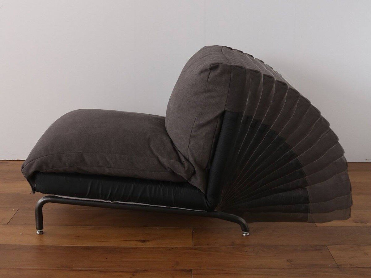 【ジャーナルスタンダード ファニチャー/journal standard Furniture / GOODS】のRODEZ CHAIR 1P / ロデチェア 1人掛け コーデュロイ インテリア・キッズ・メンズ・レディースファッション・服の通販 founy(ファニー) 　コンパクト　Compact, Small Size　コーデュロイ　Corduroy, Cord Fabric　フォーム　Form　フラット　Flat, Flat Shoes　ヴィンテージ　Vintage Style　ホーム・キャンプ・アウトドア・お取り寄せ　Home Living / Home & Lifestyle / Camping Gear / Outdoor Camping　家具・インテリア　Home Furniture & Interior. Stylish & Functional Living Spaces　その他 インテリア雑貨、家具　Home Decor & Furniture Extras　18段階にリクライニング調整が可能です。|ID: prp329100004940992 ipo3291000000037082362