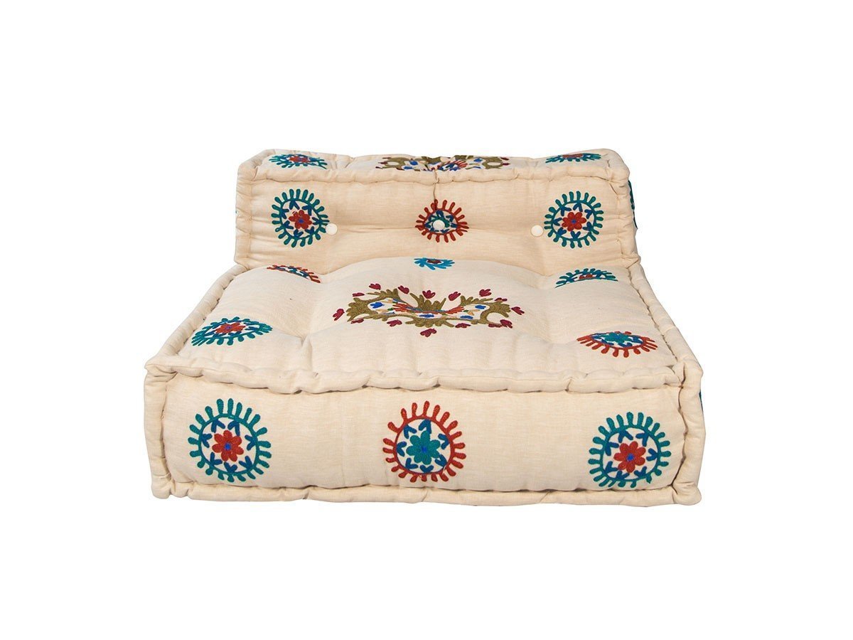 【アデペシュ/a.depeche / GOODS】のblock multi sofa center / ブロックマルチソファ センター(マクラメ エンブロイダリー ミックス) 人気、トレンドファッション・服の通販 founy(ファニー) 　インド　Indian Textile　ウッド　Wooden Design　エンブロイダリー　Embroidery Design　クッション　Cushion, Throw Pillow　シンプル　Simple, Minimal　センター　Center, Center Line　ブロック　Block, Solid Block Pattern　ミックス　Mix, Mixed Style　ホーム・キャンプ・アウトドア・お取り寄せ　Home Living / Home & Lifestyle / Camping Gear / Outdoor Camping　家具・インテリア　Home Furniture & Interior. Stylish & Functional Living Spaces　ソファー　Couches & Sofas　 other-1|ID: prp329100004940997 ipo3291000000037082416