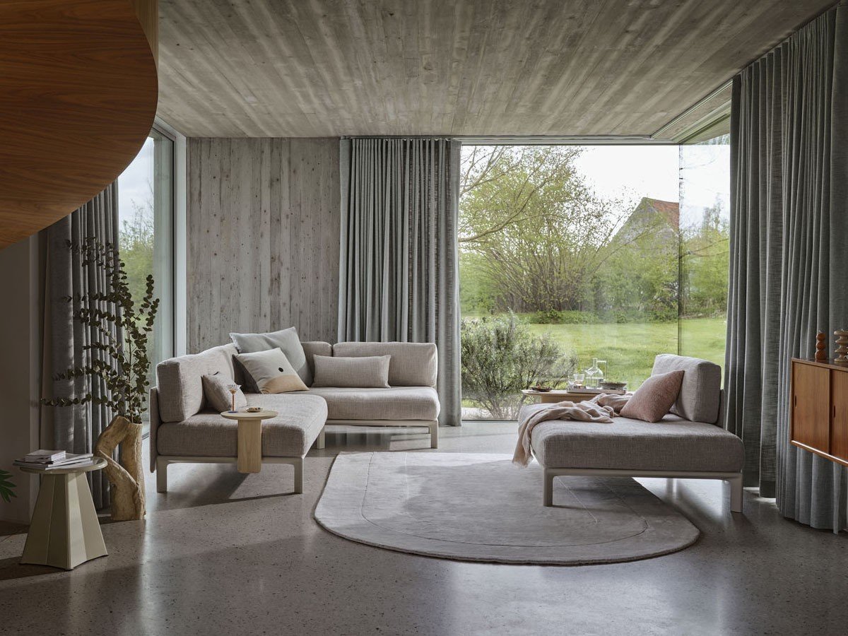 【ヴィトラ/Vitra / GOODS】のAnagram Sofa / アナグラム ソファ インテリア・キッズ・メンズ・レディースファッション・服の通販 founy(ファニー) 　テーブル　Table, Dining Table　ホーム・キャンプ・アウトドア・お取り寄せ　Home Living / Home & Lifestyle / Camping Gear / Outdoor Camping　家具・インテリア　Home Furniture & Interior. Stylish & Functional Living Spaces　ソファー　Couches & Sofas　張地:サバナ 02 サンドメランジュ(ファブリック F80)、ベース37 チョーク|ID: prp329100004941094 ipo3291000000037083676