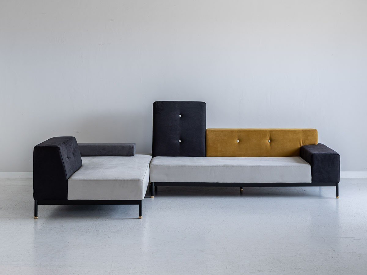 【クラッシュゲート/CRASH GATE / GOODS】のTET SOFA / テット ソファ(カラフル) インテリア・キッズ・メンズ・レディースファッション・服の通販 founy(ファニー) 　アシンメトリー　Asymmetrical Style　カラフル　Colorful Design　クッション　Cushion, Throw Pillow　フォルム　Silhouette, Form　モダン　Modern, Contemporary　エレガント 上品　Elegant　ホーム・キャンプ・アウトドア・お取り寄せ　Home Living / Home & Lifestyle / Camping Gear / Outdoor Camping　家具・インテリア　Home Furniture & Interior. Stylish & Functional Living Spaces　ソファー　Couches & Sofas　「トット ソファ」と組み合せたイメージ|ID: prp329100004941099 ipo3291000000037083796