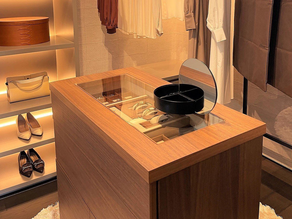 【アルナイ/ARUNAi / GOODS】のJEWELRY CABINET / ジュエリー キャビネット インテリア・キッズ・メンズ・レディースファッション・服の通販 founy(ファニー) 　アクセサリー　Fashion Accessories　エレガント 上品　Elegant　腕時計　Wristwatch　サングラス　Sunglasses, Shades　ジュエリー　Jewelry, Accessories　スカーフ　Scarf, Neckwear　トレンド　Trend, Trending Now　ベーシック　Basic, Essential　帽子　Hat, Headwear　ラグジュアリー　Luxury, Elegant　ホーム・キャンプ・アウトドア・お取り寄せ　Home Living / Home & Lifestyle / Camping Gear / Outdoor Camping　家具・インテリア　Home Furniture & Interior. Stylish & Functional Living Spaces　収納家具・キャビネット　Storage Furniture　収納キャビネット・扉付き棚　Cabinet / Storage Cabinet　ディスプレー仕様:ウォッチストレージ仕様|ID: prp329100004941197 ipo3291000000037084548