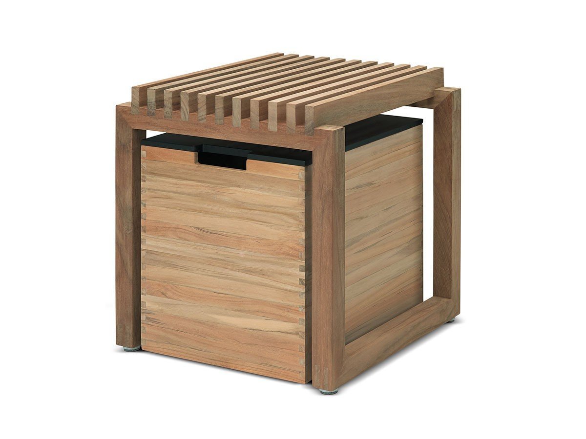 【フリッツ ハンセン/FRITZ HANSEN / GOODS】のCutter Box High / カッター ボックス ハイ インテリア・キッズ・メンズ・レディースファッション・服の通販 founy(ファニー) 　送料無料　Free Shipping　おすすめ　Recommended / Our Picks　コレクション　Collection, Seasonal Line　ブランケット　Blanket, Throw Blanket　ボックス　Boxy, Box Shape　ホーム・キャンプ・アウトドア・お取り寄せ　Home Living / Home & Lifestyle / Camping Gear / Outdoor Camping　家具・インテリア　Home Furniture & Interior. Stylish & Functional Living Spaces　収納家具・キャビネット　Storage Furniture　同コレクションのスツールやベンチの座面下に格納できます。|ID: prp329100004941217 ipo3291000000037084704