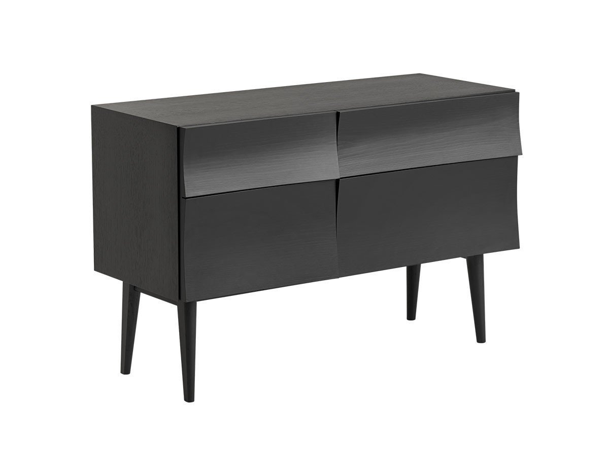 【ムート/MUUTO / GOODS】のREFLECT SIDEBOARD SMALL / リフレクトサイドボード スモール インテリア・キッズ・メンズ・レディースファッション・服の通販 founy(ファニー) 　ホーム・キャンプ・アウトドア・お取り寄せ　Home Living / Home & Lifestyle / Camping Gear / Outdoor Camping　家具・インテリア　Home Furniture & Interior. Stylish & Functional Living Spaces　収納家具・キャビネット　Storage Furniture　サイドボード・リビング収納　Cabinet / Storage Cabinet　ブラック|ID: prp329100004941238 ipo3291000000037084851