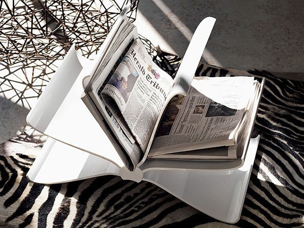 【カルテル/Kartell / GOODS】のFRONT PAGE / フロントページ インテリア・キッズ・メンズ・レディースファッション・服の通販 founy(ファニー) 　送料無料　Free Shipping　フォルム　Silhouette, Form　フロント　Front, Front Design　雑誌　Magazine, Fashion Magazine　ホーム・キャンプ・アウトドア・お取り寄せ　Home Living / Home & Lifestyle / Camping Gear / Outdoor Camping　家具・インテリア　Home Furniture & Interior. Stylish & Functional Living Spaces　収納家具・キャビネット　Storage Furniture　シェルフ・オープンラック・収納棚　Open Shelf Rack　ホーム・キャンプ・アウトドア・お取り寄せ　Home Living / Home & Lifestyle / Camping Gear / Outdoor Camping　家具・インテリア　Home Furniture & Interior. Stylish & Functional Living Spaces　収納家具・キャビネット　Storage Furniture　本棚・マガジンスタンド　Bookshelf/Magazine Rack　参考イメージ|ID: prp329100004941241 ipo3291000000037084869