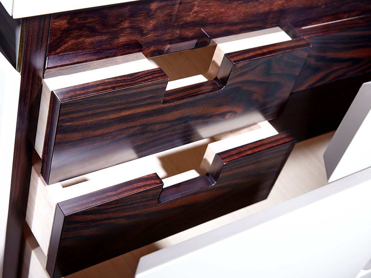 【マツオカ/MATSUOKA / GOODS】のPUZZLE BLOCK CABINET / パズルブロック キャビネット インテリア・キッズ・メンズ・レディースファッション・服の通販 founy(ファニー) 　バランス　Balance, Style Balance　ブロック　Block, Solid Block Pattern　ホーム・キャンプ・アウトドア・お取り寄せ　Home Living / Home & Lifestyle / Camping Gear / Outdoor Camping　家具・インテリア　Home Furniture & Interior. Stylish & Functional Living Spaces　収納家具・キャビネット　Storage Furniture　チェスト・収納引き出し　Drawers / Storage Chest　ホーム・キャンプ・アウトドア・お取り寄せ　Home Living / Home & Lifestyle / Camping Gear / Outdoor Camping　家具・インテリア　Home Furniture & Interior. Stylish & Functional Living Spaces　収納家具・キャビネット　Storage Furniture　収納キャビネット・扉付き棚　Cabinet / Storage Cabinet　引出しの内部に、前板が黒檀の内引出しが隠れています。|ID: prp329100004941294 ipo3291000000037085268