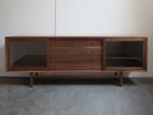 【グリニッチ オリジナル ファニチャー/greeniche original furniture / GOODS】のSide Board 1800 / サイドボード 1800 人気、トレンドファッション・服の通販 founy(ファニー) アクセサリー Fashion Accessories アンティーク Antique-Inspired ウッド Wooden Design オイル Body Oil ガラス Glass, Glassware スクエア Square, Square Shape 人気 Popular, Best Seller ビンテージ Vintage, Retro Style おすすめ Recommended / Our Picks ホーム・キャンプ・アウトドア・お取り寄せ Home Living / Home & Lifestyle / Camping Gear / Outdoor Camping 家具・インテリア Home Furniture & Interior. Stylish & Functional Living Spaces 収納家具・キャビネット Storage Furniture サイドボード・リビング収納 Cabinet / Storage Cabinet thumbnail ウッド:ウォルナット|ID: prp329100004941308 ipo3291000000037085351