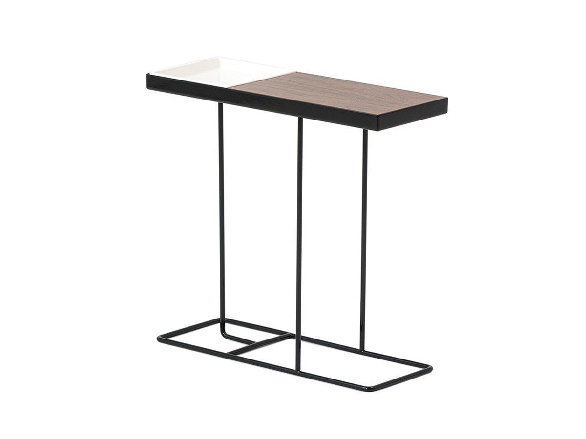 【デュエンデ/DUENDE / GOODS】のCOMPANION WITH MAGAZINE RACK / コンパニオン マガジンラック付 インテリア・キッズ・メンズ・レディースファッション・服の通販 founy(ファニー) 　送料無料　Free Shipping　アクセサリー　Fashion Accessories　コンパクト　Compact, Small Size　ステーショナリー　Stationery, Office Supplies　テーブル　Table, Dining Table　リバーシブル　Reversible, Two-Sided　雑誌　Magazine, Fashion Magazine　ホーム・キャンプ・アウトドア・お取り寄せ　Home Living / Home & Lifestyle / Camping Gear / Outdoor Camping　家具・インテリア　Home Furniture & Interior. Stylish & Functional Living Spaces　テーブル　Dining, Coffee & Side Tables　サイドテーブル・ナイトテーブル　Side & End Tables　ホーム・キャンプ・アウトドア・お取り寄せ　Home Living / Home & Lifestyle / Camping Gear / Outdoor Camping　家具・インテリア　Home Furniture & Interior. Stylish & Functional Living Spaces　収納家具・キャビネット　Storage Furniture　シェルフ・オープンラック・収納棚　Open Shelf Rack　ホーム・キャンプ・アウトドア・お取り寄せ　Home Living / Home & Lifestyle / Camping Gear / Outdoor Camping　家具・インテリア　Home Furniture & Interior. Stylish & Functional Living Spaces　収納家具・キャビネット　Storage Furniture　本棚・マガジンスタンド　Bookshelf/Magazine Rack　「ホワイト磁器天板 × ブラックフレーム」参考イメージ|ID: prp329100004941401 ipo3291000000037086126