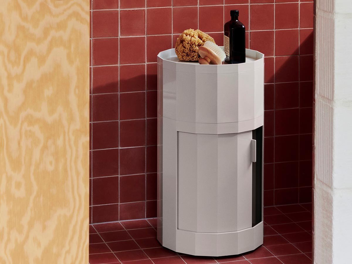 【ヘイ/HAY / GOODS】のFACET CABINET HIGH / ファセット キャビネット ハイ インテリア・キッズ・メンズ・レディースファッション・服の通販 founy(ファニー) 　テーブル　Table, Dining Table　フォルム　Silhouette, Form　送料無料　Free Shipping　ホーム・キャンプ・アウトドア・お取り寄せ　Home Living / Home & Lifestyle / Camping Gear / Outdoor Camping　家具・インテリア　Home Furniture & Interior. Stylish & Functional Living Spaces　テーブル　Dining, Coffee & Side Tables　サイドテーブル・ナイトテーブル　Side & End Tables　ホーム・キャンプ・アウトドア・お取り寄せ　Home Living / Home & Lifestyle / Camping Gear / Outdoor Camping　家具・インテリア　Home Furniture & Interior. Stylish & Functional Living Spaces　収納家具・キャビネット　Storage Furniture　収納キャビネット・扉付き棚　Cabinet / Storage Cabinet　ホーム・キャンプ・アウトドア・お取り寄せ　Home Living / Home & Lifestyle / Camping Gear / Outdoor Camping　家具・インテリア　Home Furniture & Interior. Stylish & Functional Living Spaces　収納家具・キャビネット　Storage Furniture　チェストワゴン・移動式収納　Mobile Wagon　ミスティグレー|ID: prp329100004941462 ipo3291000000037086701