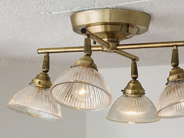 【フライミー ファクトリー/FLYMEe Factory / GOODS】のCUSTOM SERIES 4 Cross Ceiling Lamp × Diner S / カスタムシリーズ 4灯クロスシーリングランプ × ダイナーS インテリア・キッズ・メンズ・レディースファッション・服の通販 founy(ファニー) 　送料無料　Free Shipping　ガラス　Glass, Glassware　シンプル　Simple, Minimal　スリット　Slit, Slit Detail　モチーフ　Motif, Design Theme　ホーム・キャンプ・アウトドア・お取り寄せ　Home Living / Home & Lifestyle / Camping Gear / Outdoor Camping　家具・インテリア　Home Furniture & Interior. Stylish & Functional Living Spaces　ライト・照明　Lamps & Lighting Fixtures　シーリングライト・天井照明　Ceiling Light / Flush Mount Light　器具本体:ゴールド|ID: prp329100004941707 ipo3291000000037088826