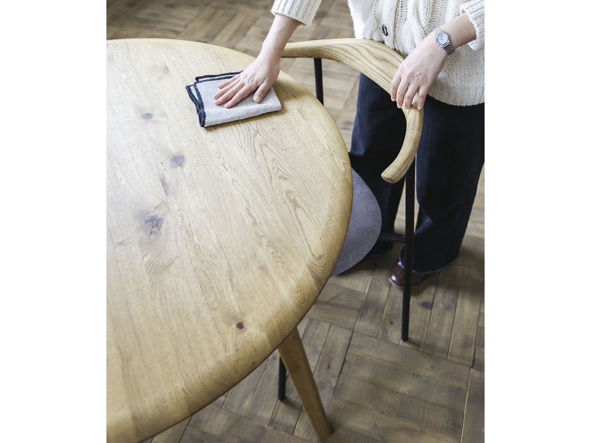 【クラッシュゲート/CRASH GATE / GOODS】のDECKE DINING TABLE / デッケ ダイニングテーブル 丸型 直径123cm(WF-1 / ナチュラル) インテリア・キッズ・メンズ・レディースファッション・服の通販 founy(ファニー) 　オイル　Body Oil　シンプル　Simple, Minimal　テーブル　Table, Dining Table　バランス　Balance, Style Balance　フォルム　Silhouette, Form　ラウンド　Round, Round Neck　ホーム・キャンプ・アウトドア・お取り寄せ　Home Living / Home & Lifestyle / Camping Gear / Outdoor Camping　家具・インテリア　Home Furniture & Interior. Stylish & Functional Living Spaces　テーブル　Dining, Coffee & Side Tables　ダイニングテーブル・食卓テーブル　Dining Tables　参考イメージ|ID: prp329100004941799 ipo3291000000037089490