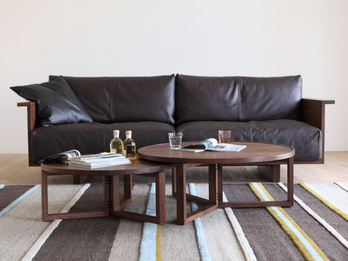 【ヒラシマ/HIRASHIMA / GOODS】のSPAGO Circle Table / スパーゴ サークルテーブル インテリア・キッズ・メンズ・レディースファッション・服の通販 founy(ファニー) 　イタリア　Italy　コンパクト　Compact, Small Size　サークル　Circle, Round Design　テーブル　Table, Dining Table　ホーム・キャンプ・アウトドア・お取り寄せ　Home Living / Home & Lifestyle / Camping Gear / Outdoor Camping　家具・インテリア　Home Furniture & Interior. Stylish & Functional Living Spaces　テーブル　Dining, Coffee & Side Tables　ローテーブル・センターテーブル　Coffee & Center Tables　ウッド:ウォールナット、サイズ(左から):直径70 × 高さ28cm、直径84 × 高さ32cm|ID: prp329100004942010 ipo3291000000037090856