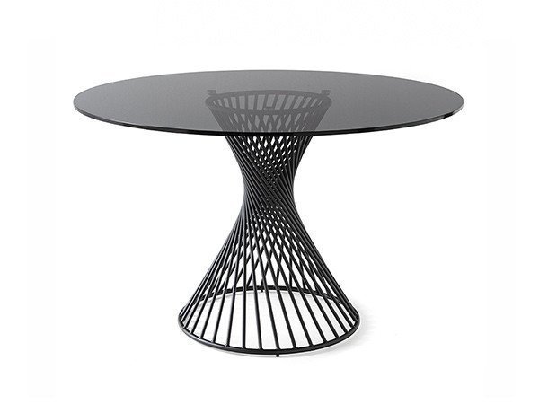 【カリガリス/Calligaris / GOODS】のVORTEX / ヴォルテックス ガラス天板 CS/4108-FD 120 インテリア・キッズ・メンズ・レディースファッション・服の通販 founy(ファニー) 　ガラス　Glass, Glassware　テーブル　Table, Dining Table　フレーム　Frame, Outline　ラウンド　Round, Round Neck　ホーム・キャンプ・アウトドア・お取り寄せ　Home Living / Home & Lifestyle / Camping Gear / Outdoor Camping　家具・インテリア　Home Furniture & Interior. Stylish & Functional Living Spaces　テーブル　Dining, Coffee & Side Tables　ダイニングテーブル・食卓テーブル　Dining Tables　天板GTG スモークグレー、脚部P15 マットブラック|ID: prp329100004942045 ipo3291000000037091108
