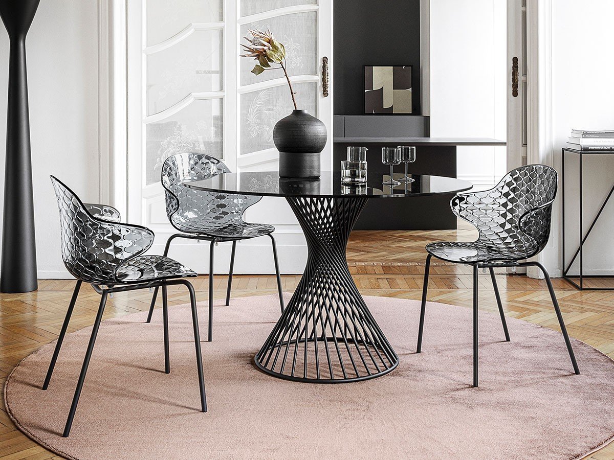 【カリガリス/Calligaris / GOODS】のVORTEX / ヴォルテックス ガラス天板 CS/4108-FD 120 インテリア・キッズ・メンズ・レディースファッション・服の通販 founy(ファニー) 　ガラス　Glass, Glassware　テーブル　Table, Dining Table　フレーム　Frame, Outline　ラウンド　Round, Round Neck　ホーム・キャンプ・アウトドア・お取り寄せ　Home Living / Home & Lifestyle / Camping Gear / Outdoor Camping　家具・インテリア　Home Furniture & Interior. Stylish & Functional Living Spaces　テーブル　Dining, Coffee & Side Tables　ダイニングテーブル・食卓テーブル　Dining Tables　天板GTG スモークグレー、脚部P15 マットブラック|ID: prp329100004942045 ipo3291000000037091110