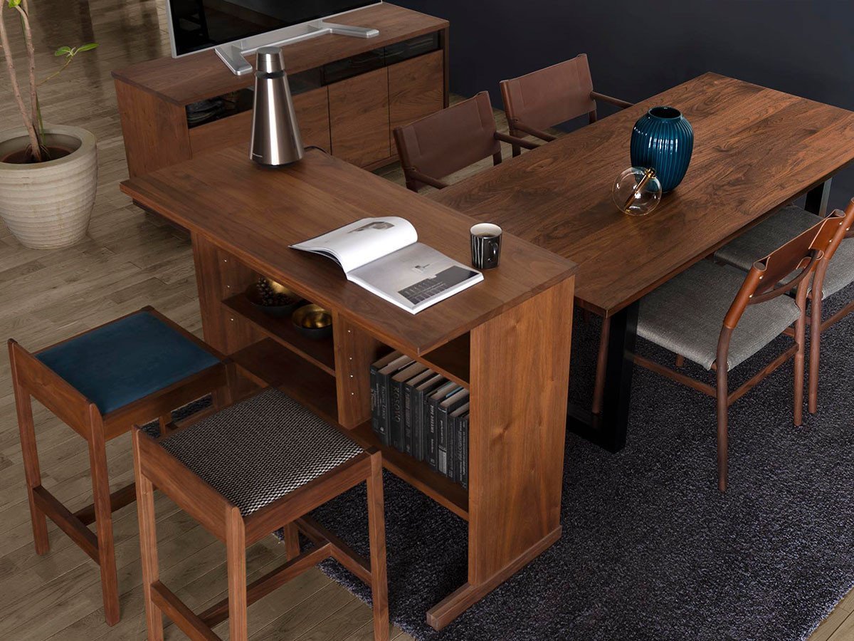 【マスターウォール/MASTERWAL / GOODS】のWILDWOOD DINING TABLE / ワイルドウッド ダイニングテーブル スチールレッグス インテリア・キッズ・メンズ・レディースファッション・服の通販 founy(ファニー) 　テーブル　Table, Dining Table　バランス　Balance, Style Balance　フォルム　Silhouette, Form　フレーム　Frame, Outline　モダン　Modern, Contemporary　ホーム・キャンプ・アウトドア・お取り寄せ　Home Living / Home & Lifestyle / Camping Gear / Outdoor Camping　家具・インテリア　Home Furniture & Interior. Stylish & Functional Living Spaces　テーブル　Dining, Coffee & Side Tables　ダイニングテーブル・食卓テーブル　Dining Tables　ウッド:ウォールナット、サイズ:幅180 × 奥行90cm|ID: prp329100004942080 ipo3291000000037091354