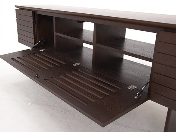 【ナガノインテリア/NAGANO INTERIOR / GOODS】のREAL TV board / リアル TVボード BO103 インテリア・キッズ・メンズ・レディースファッション・服の通販 founy(ファニー) 　シンプル　Simple, Minimal　スリット　Slit, Slit Detail　リアル　Real, Realistic　ホーム・キャンプ・アウトドア・お取り寄せ　Home Living / Home & Lifestyle / Camping Gear / Outdoor Camping　家具・インテリア　Home Furniture & Interior. Stylish & Functional Living Spaces　テレビボード・テレビ台　TV Cabinets & Consoles　テレビ台・TVボード　Tv Board　背板のない仕様でAV機器の配線も容易に行えます。|ID: prp329100004942165 ipo3291000000037091817