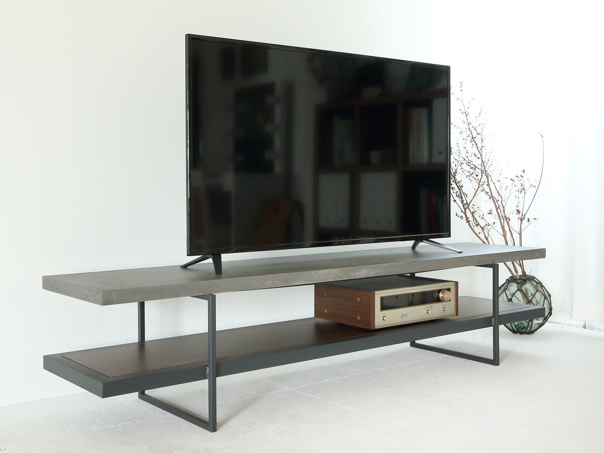 【イカピー/ikp / GOODS】のMORTEX TV BOARD / モールテックス テレビボード インテリア・キッズ・メンズ・レディースファッション・服の通販 founy(ファニー) 　ウッド　Wooden Design　エナメル　Patent Leather　シンプル　Simple, Minimal　ボックス　Boxy, Box Shape　ホーム・キャンプ・アウトドア・お取り寄せ　Home Living / Home & Lifestyle / Camping Gear / Outdoor Camping　家具・インテリア　Home Furniture & Interior. Stylish & Functional Living Spaces　テレビボード・テレビ台　TV Cabinets & Consoles　テレビ台・TVボード　Tv Board　上段MORTEXライトグレイ、下段ウッド:ウォールナット、サイズ:幅180cm|ID: prp329100004942263 ipo3291000000037092484