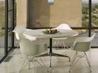 【ハーマンミラー/Herman Miller / GOODS】のEames Molded Plastic Arm Shell Chair / イームズ プラスチックアームシェルチェア ワイヤーベース DAR. BK / DAR. 91 / DAR. 47 人気、トレンドファッション・服の通販 founy(ファニー) シンプル Simple, Minimal 人気 Popular, Best Seller フォルム Silhouette, Form ワイヤー Wire, Wired Bra ホーム・キャンプ・アウトドア・お取り寄せ Home Living / Home & Lifestyle / Camping Gear / Outdoor Camping 家具・インテリア Home Furniture & Interior. Stylish & Functional Living Spaces チェア・椅子 Seating & Chairs ダイニングチェア・木製チェア Dining Chairs thumbnail シェルホワイト、ベーストリバレントクローム|ID: prp329100004942297 ipo3291000000037092695