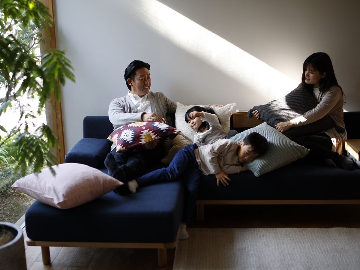 【フミ/Fumi / GOODS】のクッションでくつろぐソファ +pet / クッションでくつろぐソファ ロング(ペット対応生地) インテリア・キッズ・メンズ・レディースファッション・服の通販 founy(ファニー) 　クッション　Cushion, Throw Pillow　ロング　Long, Long-Length　ワイド　Wide, Wide Fit　ホーム・キャンプ・アウトドア・お取り寄せ　Home Living / Home & Lifestyle / Camping Gear / Outdoor Camping　家具・インテリア　Home Furniture & Interior. Stylish & Functional Living Spaces　その他 インテリア雑貨、家具　Home Decor & Furniture Extras　参考イメージ|ID: prp329100004943052 ipo3291000000037101164