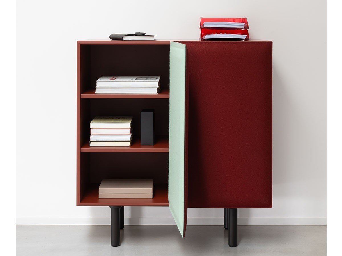 【マジス/MAGIS / GOODS】のTACITO CABINET / タチト キャビネット インテリア・キッズ・メンズ・レディースファッション・服の通販 founy(ファニー) 　イタリア　Italy　ファブリック　Fabric, Textile　マグネット　Magnet, Magnetic Closure　ミラノ　Milano Style, Italian-Inspired　ホーム・キャンプ・アウトドア・お取り寄せ　Home Living / Home & Lifestyle / Camping Gear / Outdoor Camping　家具・インテリア　Home Furniture & Interior. Stylish & Functional Living Spaces　収納家具・キャビネット　Storage Furniture　収納キャビネット・扉付き棚　Cabinet / Storage Cabinet　本体(扉)ボルドー(ボルドー / ライトグリーン)|ID: prp329100004943061 ipo3291000000037101224