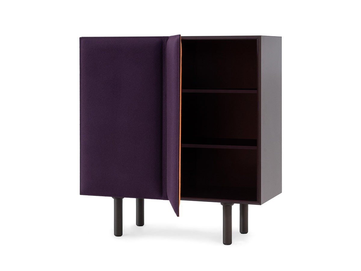 【マジス/MAGIS / GOODS】のTACITO CABINET / タチト キャビネット インテリア・キッズ・メンズ・レディースファッション・服の通販 founy(ファニー) 　イタリア　Italy　ファブリック　Fabric, Textile　マグネット　Magnet, Magnetic Closure　ミラノ　Milano Style, Italian-Inspired　ホーム・キャンプ・アウトドア・お取り寄せ　Home Living / Home & Lifestyle / Camping Gear / Outdoor Camping　家具・インテリア　Home Furniture & Interior. Stylish & Functional Living Spaces　収納家具・キャビネット　Storage Furniture　収納キャビネット・扉付き棚　Cabinet / Storage Cabinet　本体(扉)ダークパープル(ダークパープル / オレンジ)|ID: prp329100004943061 ipo3291000000037101226