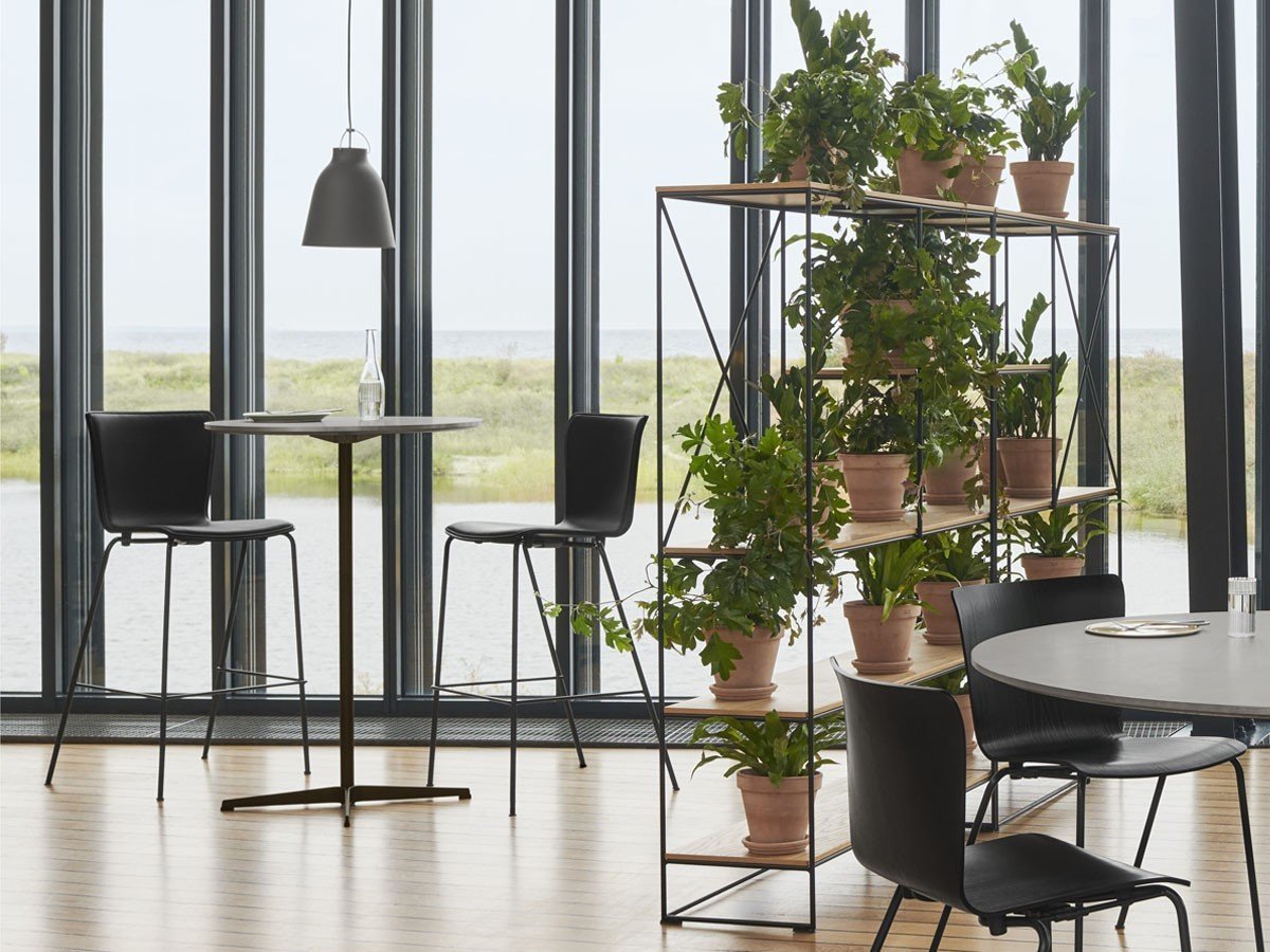 【フリッツ ハンセン/FRITZ HANSEN / GOODS】のBAR TABLE SERIES SUPERCIRCULAR / バーテーブルシリーズ スーパー円ハイテーブル A902 インテリア・キッズ・メンズ・レディースファッション・服の通販 founy(ファニー) 　サテン　Satin, Glossy Fabric　テーブル　Table, Dining Table　フレーム　Frame, Outline　ホーム・キャンプ・アウトドア・お取り寄せ　Home Living / Home & Lifestyle / Camping Gear / Outdoor Camping　家具・インテリア　Home Furniture & Interior. Stylish & Functional Living Spaces　テーブル　Dining, Coffee & Side Tables　コンソールテーブル・カウンター机　Console & Hallway Tables　参考イメージ|ID: prp329100004943074 ipo3291000000037101329