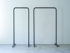 【モヘイム/MOHEIM / GOODS】のHANGER RACK 600 / ハンガーラック 幅60cm 左:本商品、右:サイズ違いの「幅90cm」|ID: prp329100004943555 ipo3291000000037105680