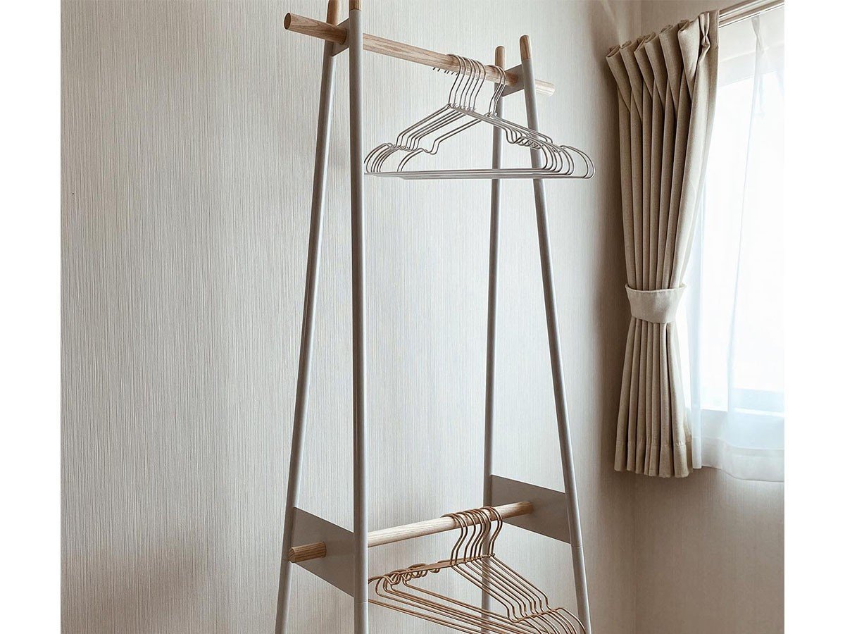 【デュエンデ/DUENDE / GOODS】のDUE / デュエ ハンガーラック 幅80cm インテリア・キッズ・メンズ・レディースファッション・服の通販 founy(ファニー) 　送料無料　Free Shipping　シンプル　Simple, Minimal　スマート　Smart, Elegant　ドレス　Dress, One-Piece　ロング　Long, Long-Length　ホーム・キャンプ・アウトドア・お取り寄せ　Home Living / Home & Lifestyle / Camping Gear / Outdoor Camping　家具・インテリア　Home Furniture & Interior. Stylish & Functional Living Spaces　その他 インテリア雑貨、家具　Home Decor & Furniture Extras　参考イメージ|ID: prp329100004943599 ipo3291000000037105892