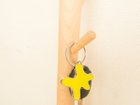 【コサイン/cosine / GOODS】のTREE RACK / ツリーラック 一番下のフックは少し細めになっているので、鍵も掛けられます。|ID: prp329100004943604 ipo3291000000037105915