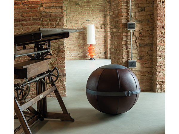 【カジーニ/CASINI / GOODS】のAURA Suede / アウラ スエード バランスボール インテリア・キッズ・メンズ・レディースファッション・服の通販 founy(ファニー) 　イタリア　Italy　エレガント 上品　Elegant　クッション　Cushion, Throw Pillow　コーティング　Coating, Coated Finish　バランス　Balance, Style Balance　送料無料　Free Shipping　ホーム・キャンプ・アウトドア・お取り寄せ　Home Living / Home & Lifestyle / Camping Gear / Outdoor Camping　家具・インテリア　Home Furniture & Interior. Stylish & Functional Living Spaces　その他 インテリア雑貨、家具　Home Decor & Furniture Extras　参考イメージ|ID: prp329100004943721 ipo3291000000037106712