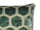 【デザイナーズ ギルド/DESIGNERS GUILD / GOODS】のManipur Cushion / マニプール クッション 43 × 43cm ジェード(表面)|ID: prp329100004943768 ipo3291000000037107163