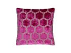 【デザイナーズ ギルド/DESIGNERS GUILD / GOODS】のManipur Cushion / マニプール クッション 43 × 43cm フューシャ(表面)|ID: prp329100004943768 ipo3291000000037107169
