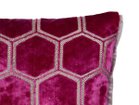 【デザイナーズ ギルド/DESIGNERS GUILD / GOODS】のManipur Cushion / マニプール クッション 43 × 43cm フューシャ(表面)|ID: prp329100004943768 ipo3291000000037107171