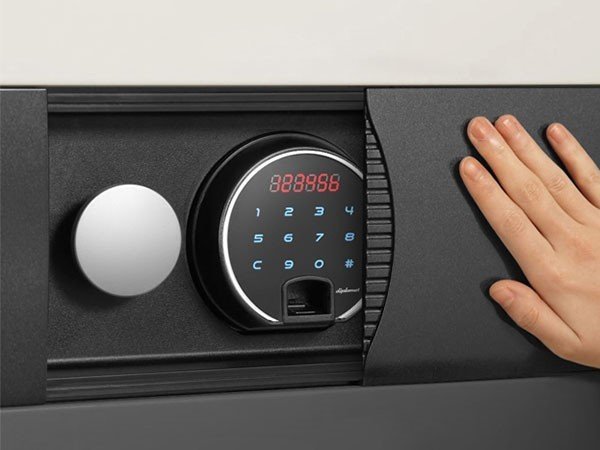 【ディプロマット/diplomat / GOODS】のNEXT PLUS / ネクストプラス 88L インテリア・キッズ・メンズ・レディースファッション・服の通販 founy(ファニー) 　ガラス　Glass, Glassware　スマート　Smart, Elegant　フロント　Front, Front Design　プレート　Plate, Dish　ランダム　Random, Irregular　エレガント 上品　Elegant　ホーム・キャンプ・アウトドア・お取り寄せ　Home Living / Home & Lifestyle / Camping Gear / Outdoor Camping　家具・インテリア　Home Furniture & Interior. Stylish & Functional Living Spaces　その他 インテリア雑貨、家具　Home Decor & Furniture Extras　スライド式のカバーが、タッチパネルとハンドル部分をスマートに隠します。|ID: prp329100004943921 ipo3291000000037108147