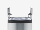 【シンプルヒューマン/SIMPLEHUMAN / GOODS】のButterfly Step Can / バタフライ ステップカン 30L ロック機能でフタが開いた状態をキープできます。ゴミ袋の交換や長時間の作業、連続して使用する際に便利で|ID: prp329100004943997 ipo3291000000037108772